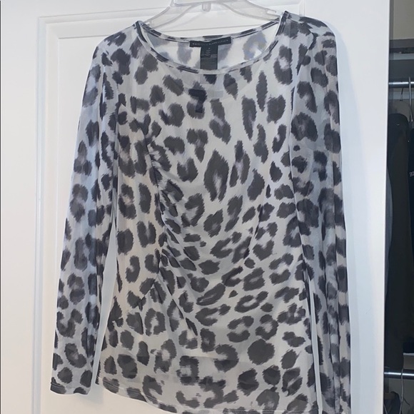 Never worn - Picture 1 of 4